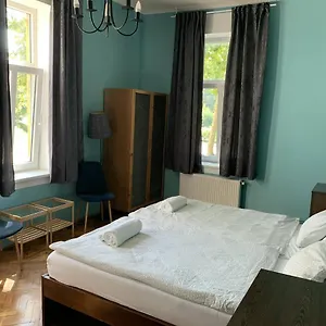 Vila Veselova, City Center Hostal