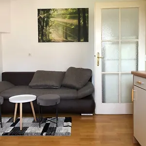 Roseman - Small Open Flat In The City Centre Ljubljana